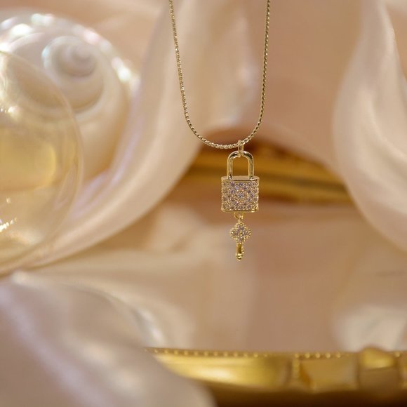 NEW 14K Gold Plated Diamond Lock Key Necklace - Picture 11 of 14